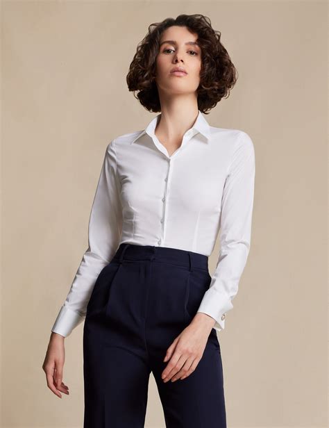 Stretch Cotton Shirt in White .